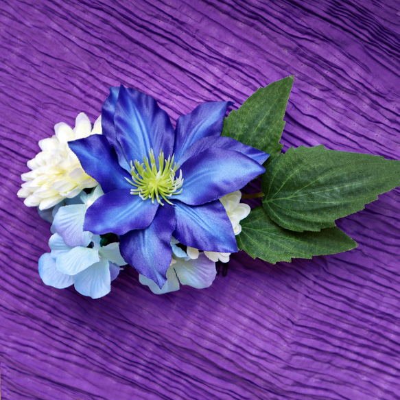 鉄仙と白菊と紫陽花の髪飾り★ヘアコーム 2枚目の画像