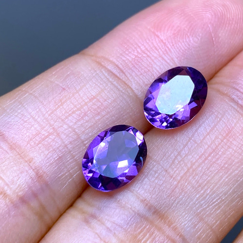 AMR10 宝石質 天然 アメジスト 楕円 アメシスト 紫水晶 2月誕生石