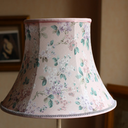 ヨーロッパ輸入　メタル&リネン使用　『ラメ入りシェードテーブルランプ』　シルバー ヨーロッパ輸入 メタル&リネン使用 『ラメ入りシェードテーブルランプ