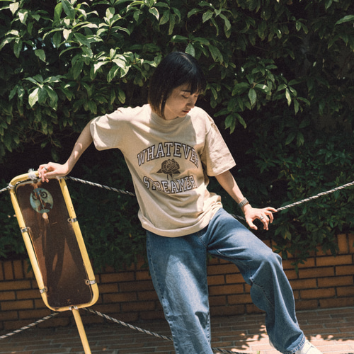 【ビッグシルエット】ヒステリックグラマー☆ロゴ 半袖 スウェット ベージュ WHATEVER STREAMER カレッジ ロゴ 半袖 Tシャツ 大きめ ビッグ