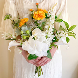 胡蝶蘭♡マリーゴールド♡カラー♡韓国風ウェディングブーケ