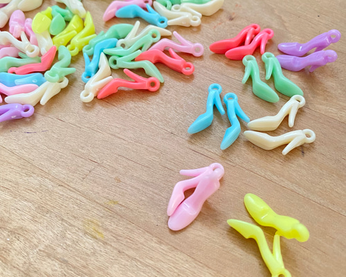 4P21】ハイヒールチャーム 14P チャーム ポプシーズクレスト 通販