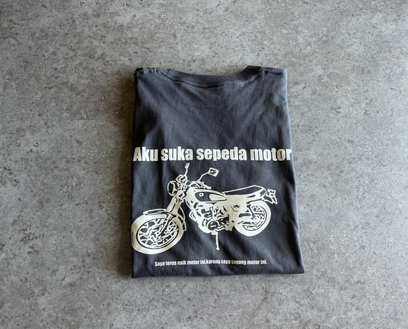 限定色♪背面的印花好帥氣！ OriginalAdult Bike T卹「SR」深灰色 第2張的照片