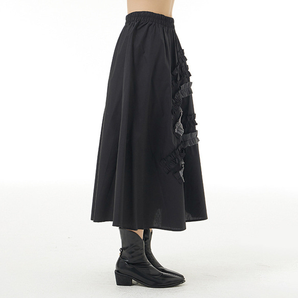 夏 新作 半円弧カラーコントラストのスカート 黒 Aライン 大きいサイズ ゆったり 個性的 2枚目の画像