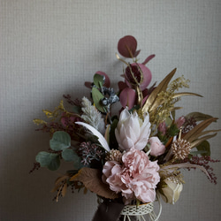 ■バンクシア　アレンジメント　フラワーベース付き　造花　インテリアやプレゼントに　花束　プレゼントフラワーyu2303f 3枚目の画像