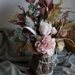 ■バンクシア　アレンジメント　フラワーベース付き　造花　インテリアやプレゼントに　花束　プレゼントフラワーyu2303f 4枚目の画像