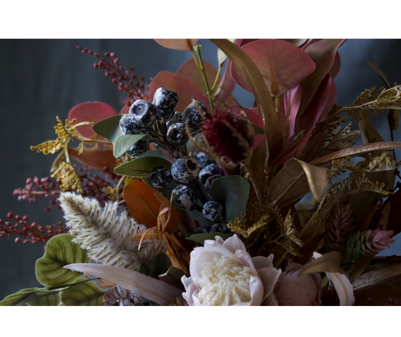 ■バンクシア　アレンジメント　フラワーベース付き　造花　インテリアやプレゼントに　花束　プレゼントフラワーyu2303f 5枚目の画像