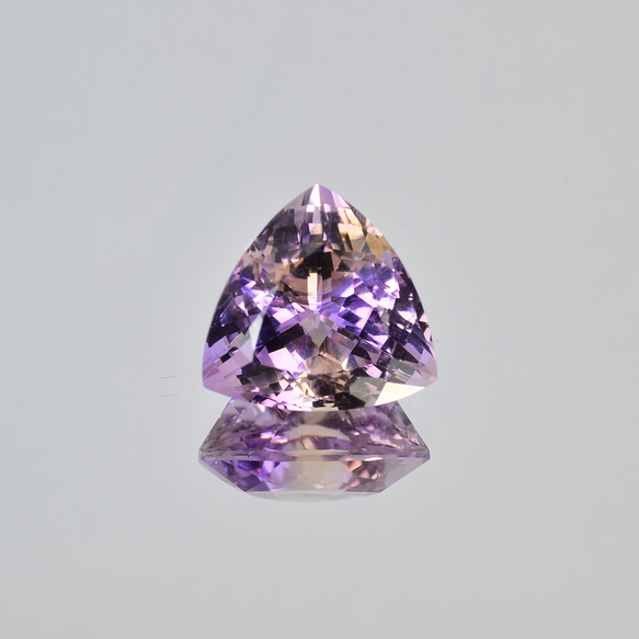 ソ付 アメトリン 4.320ct ルース トリリアント 5枚目の画像