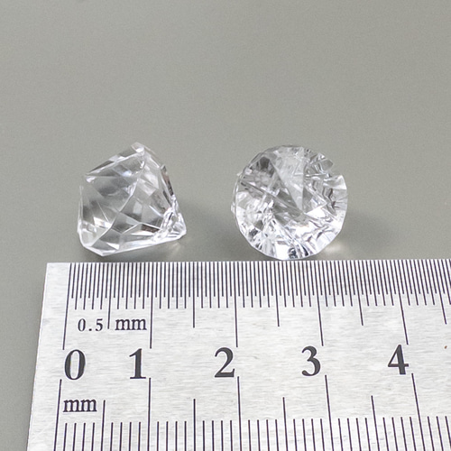 パナソニック ダイヤモンド型アクリル 10個＊ アクリルビーズ 多面カット 横穴 ダイヤモンド