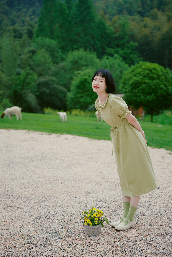 草綠色 日系少女木耳花邊郁金香軟fufu短洋裝 立體浮雕裝飾連身裙 第19張的照片