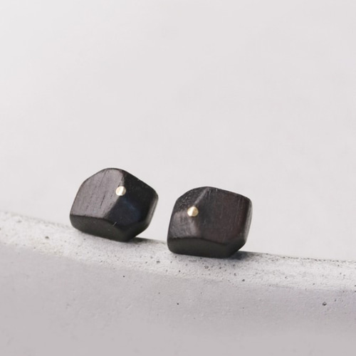 受注制作＞黒檀のピアス 黄銅 メンズ レディース ギフト P113