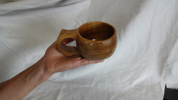アウトレット　クスノキの一木彫りコーヒーカップ. 3枚目の画像