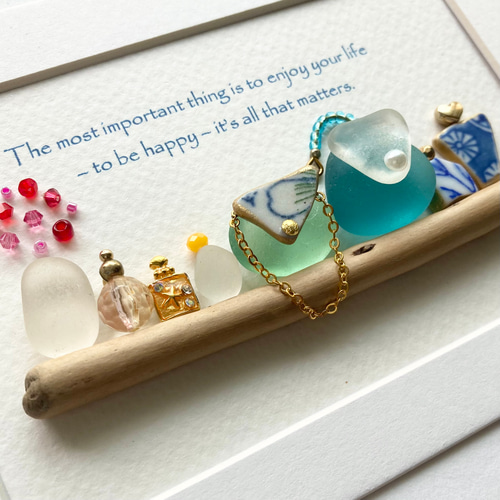 【専用】シーグラスアート<★香水瓶No.13> レア 置物 一点もの 幸運幸福 専用】シーグラスアート<☆香水瓶No.13> レア 置物 一点もの 幸運幸福