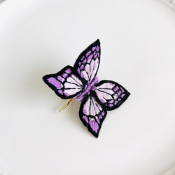 蝶の刺繍ポニーフック 10枚目の画像