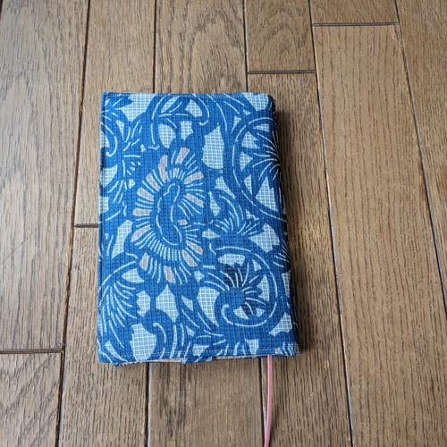 着物リメイクブックカバー四六版用