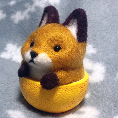 ◇ひょっこり キツネ 【羊毛フェルト人形】 羊毛フェルト クマノッコ