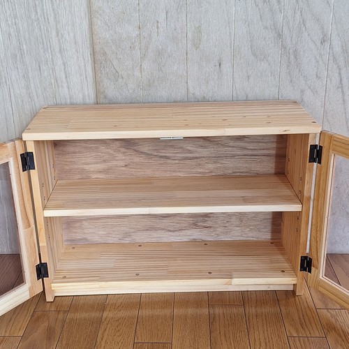 家具職人が作るレトロなショーケース ハンドメイド