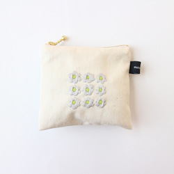 ✴︎ MASSTARD コインポーチ 未使用品 ✴︎ 10㎝ファスナー〉メリーゴーランド刺繍ポーチ ポーチ 手刺繍小物