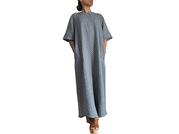 柔軟棉質夏季長款連衣裙 (DFS-072) 第1張的照片