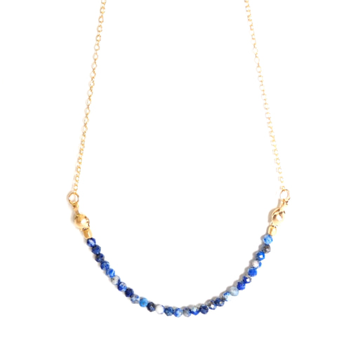 ラピスラズリビーズのラインネックレス》 ネックレス・ペンダント  