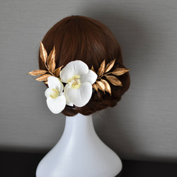 胡蝶蘭　上品なゴールドの髪飾り　金箔　ヘッドアクセ　和装　成人式　ウェディング　ヘッドアクセ 5枚目の画像