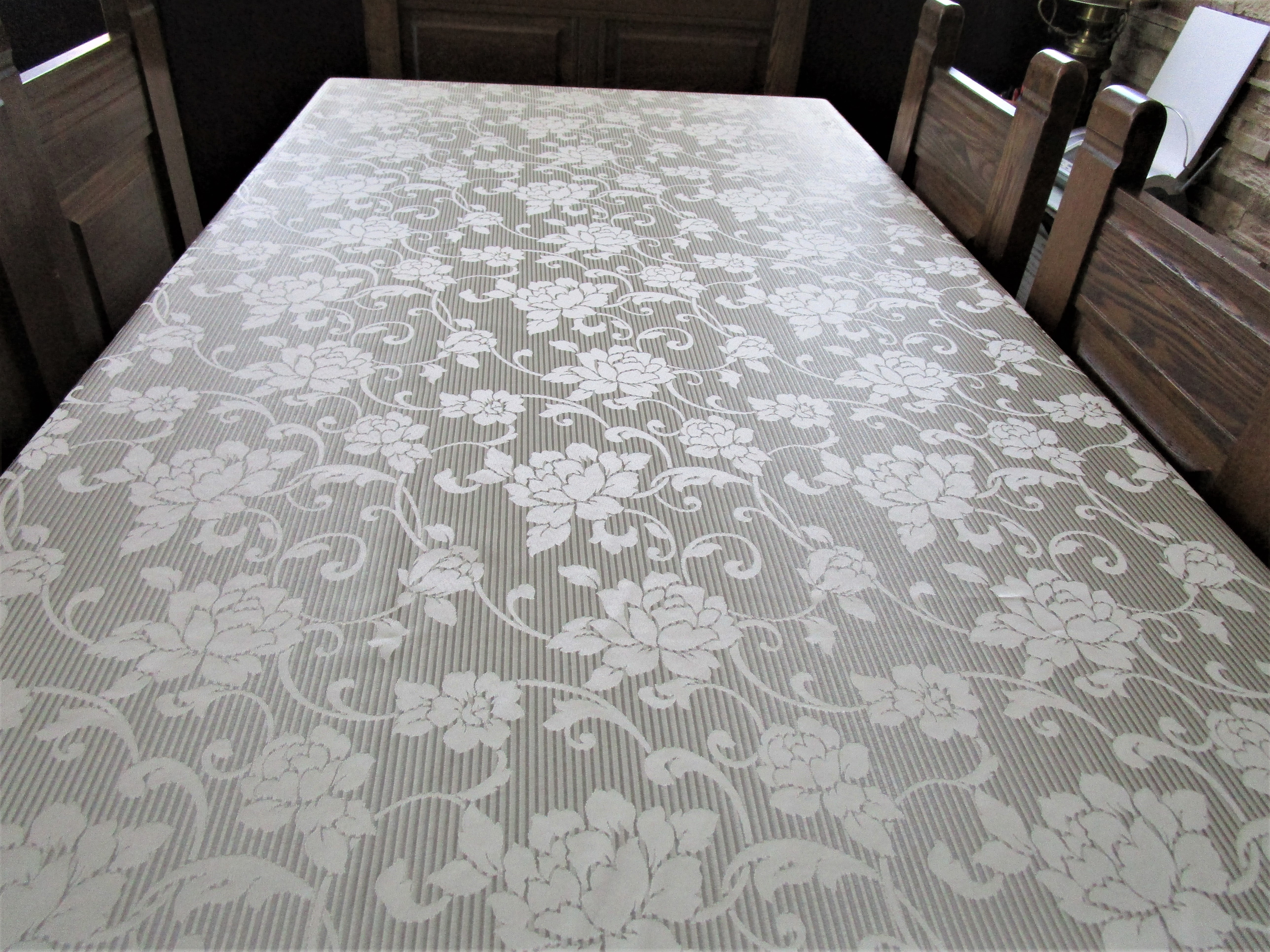 専用ぺージ クリーム色 花柄テーブルカバー みほんとして 楽天市場】テーブルクロス クリームの通販