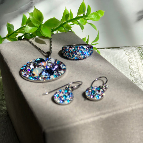 紫陽花カラー 爽やかなブルー系 スワロフスキー グルーデコ リング