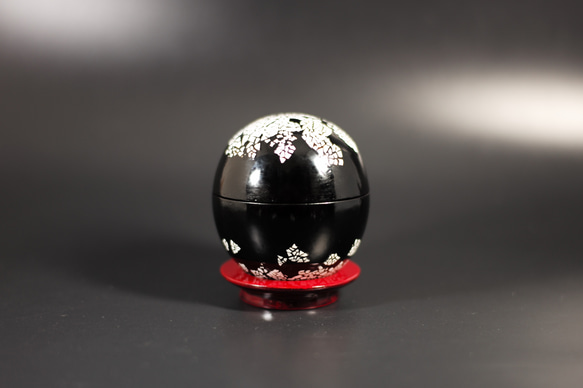 Urushi Box Egg  「夜に雪見」 1枚目の画像