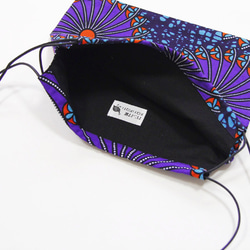 アフリカ布の巾着ショルダー（アフリカンプリント）斜めがけ たすき掛け インナーバッグ 4枚目の画像