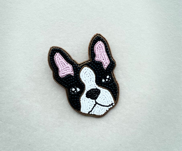 ビーズ刺繍のブローチ　-フレンチブルドッグ-French bulldog 4枚目の画像