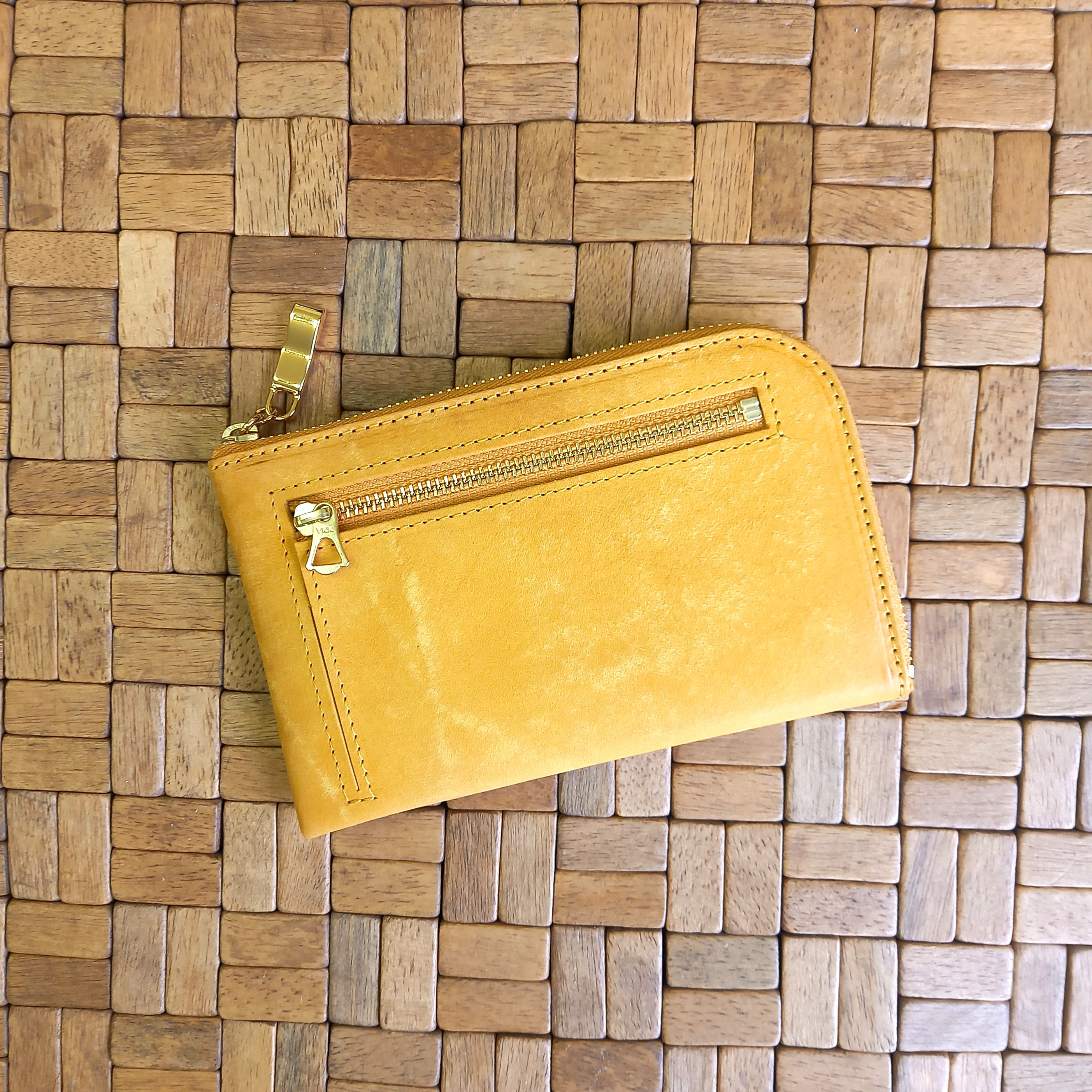 育てるミニ財布(イエロー)バフィング加工イタリアンレザー◇薄くて軽いL字ファスナー財布◇カード入れは10か所【かわつむ】