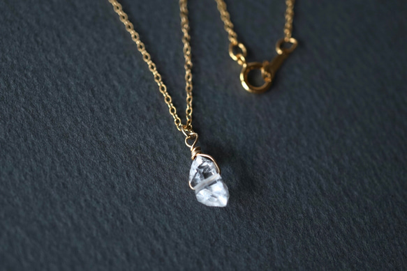 ハーキマーダイヤモンドの14kgfネックレス　天然石　透明　ギフト　金属アレルギー対応　一粒ネックレス 1枚目の画像