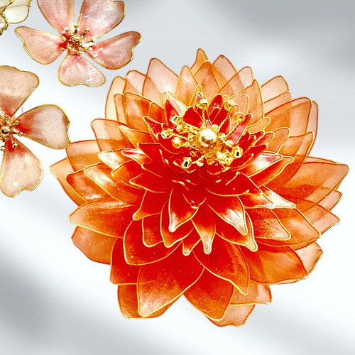 ダリア の髪飾り 成人式 ウェディング ⭐︎ アメリカンフラワー