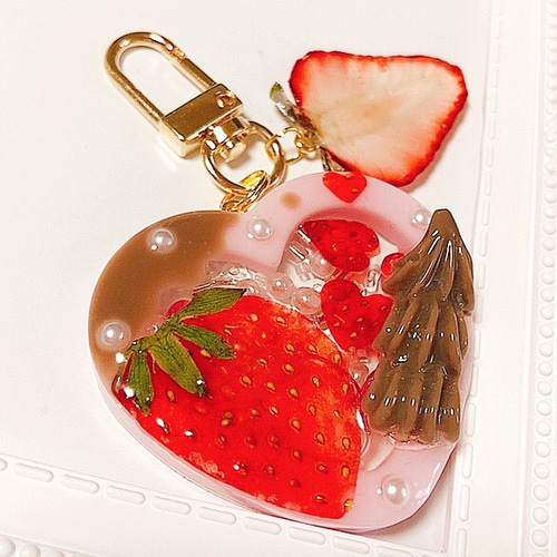 ちょこいちごみるくシェイカー◇ハートシェイカー キーホルダー 押し