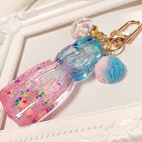 シャカシャカキーホルダー　ハロウィンラムネシェイカー シャカシャカキーホルダーハロウィンラムネシェイカー