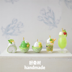 【受注制作】カンタロープアイスクリームかき氷ドリンクの耳飾り 樹脂粘土 ピアス＆イヤリング 緑 レモンイエロー 1枚目の画像