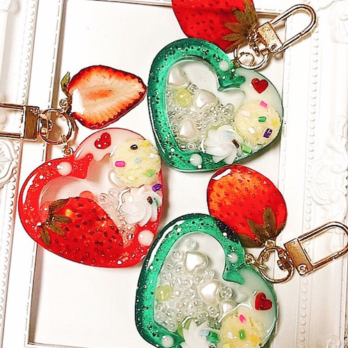 ストロベリーソーダシェイカー◇ハートシェイカー シャカシャカ