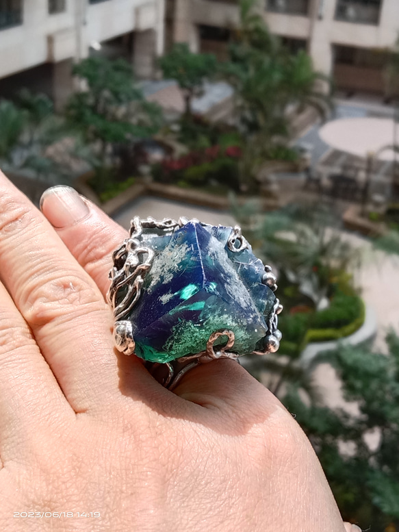 日光螢石原礦手工銀戒 純銀戒指~ 「藍綠之間」~ Fluorite Mineral Silver Ring 第18張的照片