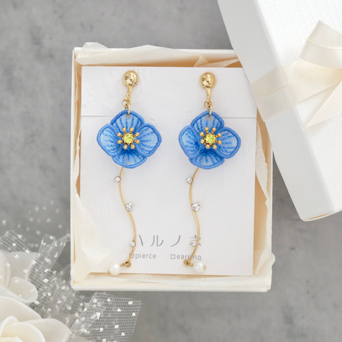 幻のブルーポピーピアス/イヤリング (受注生産/オーガンジー刺繍  