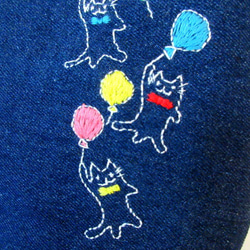 貓刺繡牛仔包*飛天氣球貓七彩A 第5張的照片