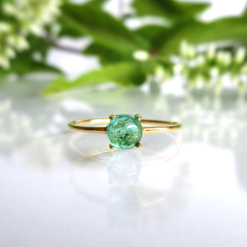 5月の誕生石】5mm美粒インクルージョン「エメラルド」カボションリング