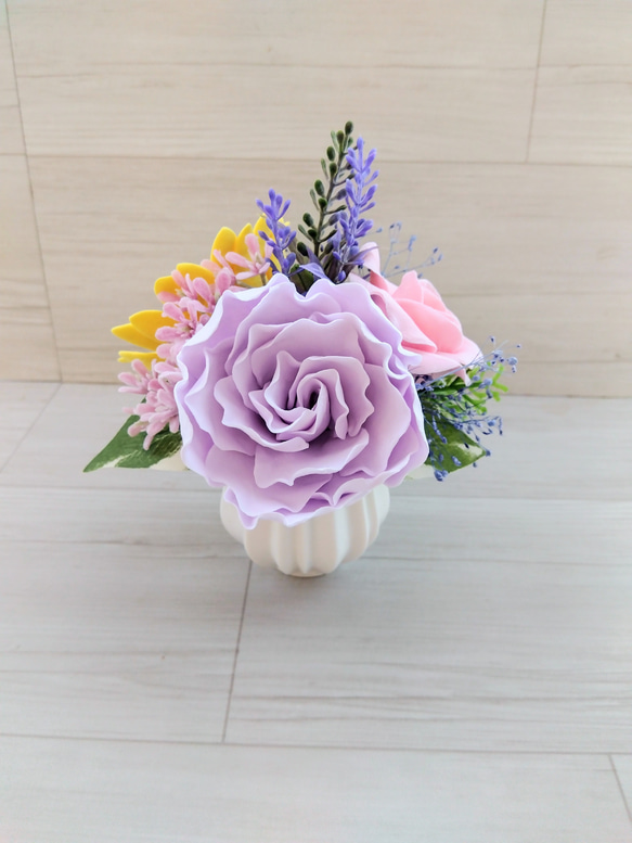 クレイフラワー❀仏花❀ひまわりと芍薬とピンクのバラ 4枚目の画像