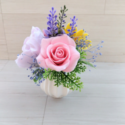 クレイフラワー❀仏花❀ひまわりと芍薬とピンクのバラ 5枚目の画像