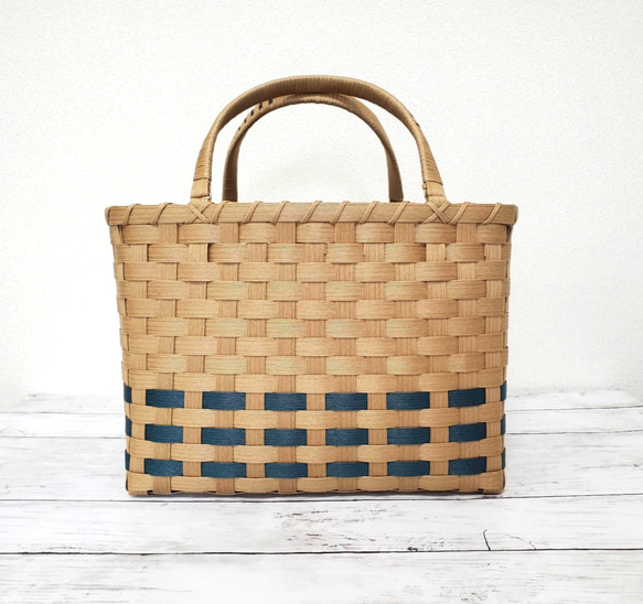 大きなカゴバッグ ☆3 本ライン ☆ ピクニックバッグ