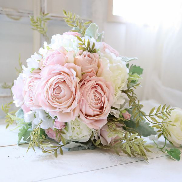 フレンチローズ クラッチブーケ ナチュラルテイスト フォト