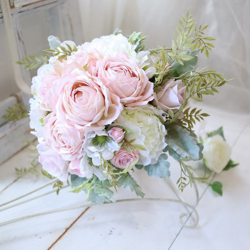 フレンチローズ クラッチブーケ ナチュラルテイスト フォト