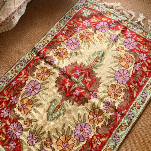 ヴィンテージラグカシミールアリ刺繍 タペストリー手刺繍マルチカバー