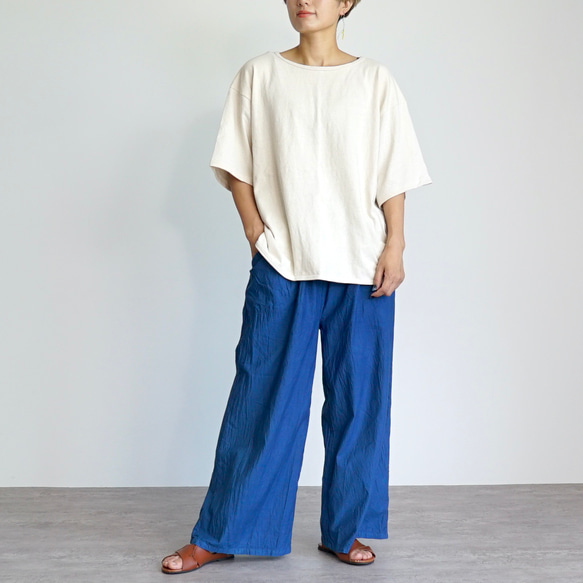 【福袋】大廓形T卹/米色+光滑闊腿褲/藍色 第3張的照片