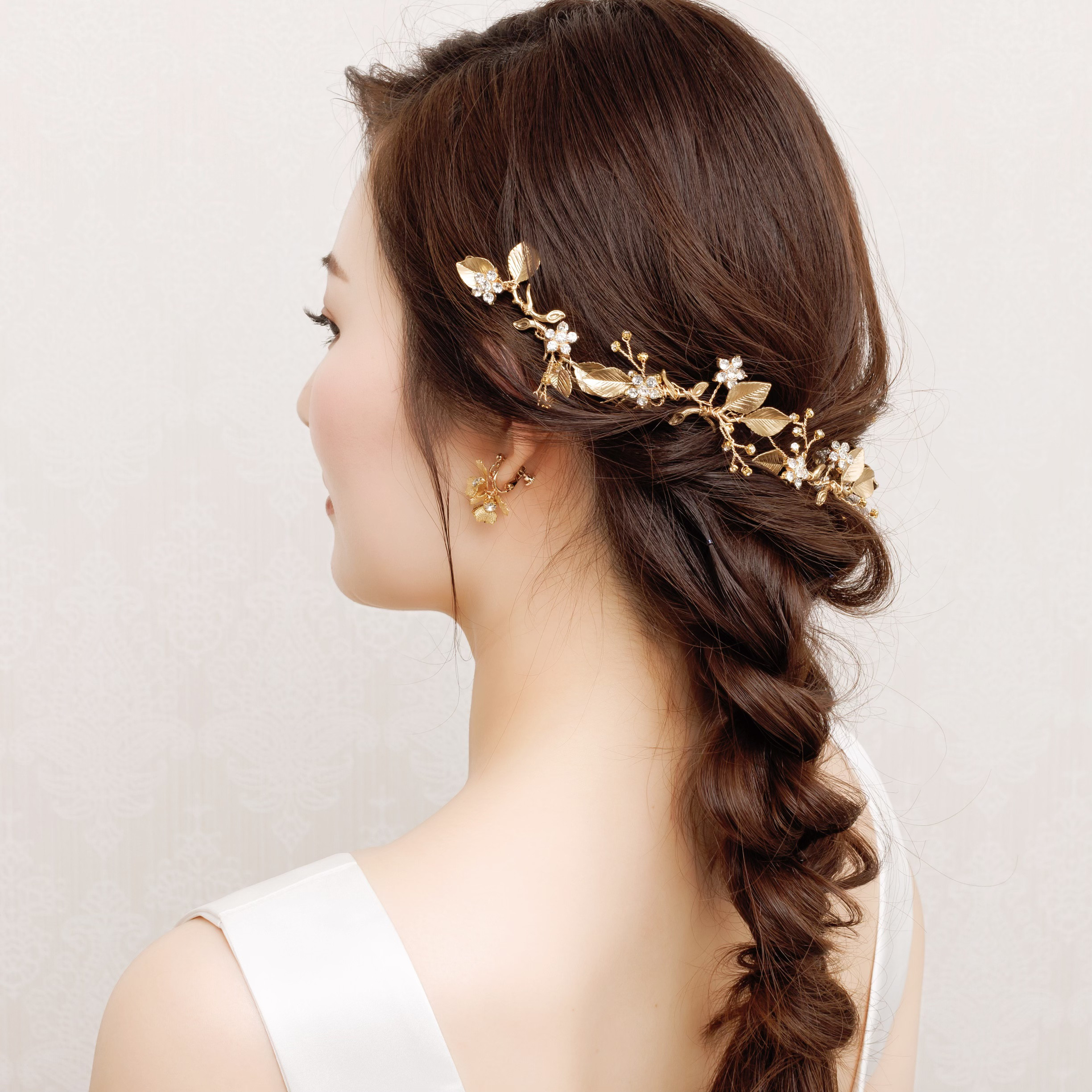 MA136 ウェディング ヘッドドレス　カチューシャ ブライダル ヘアアクセサリー 結婚式 前撮り 卒業式