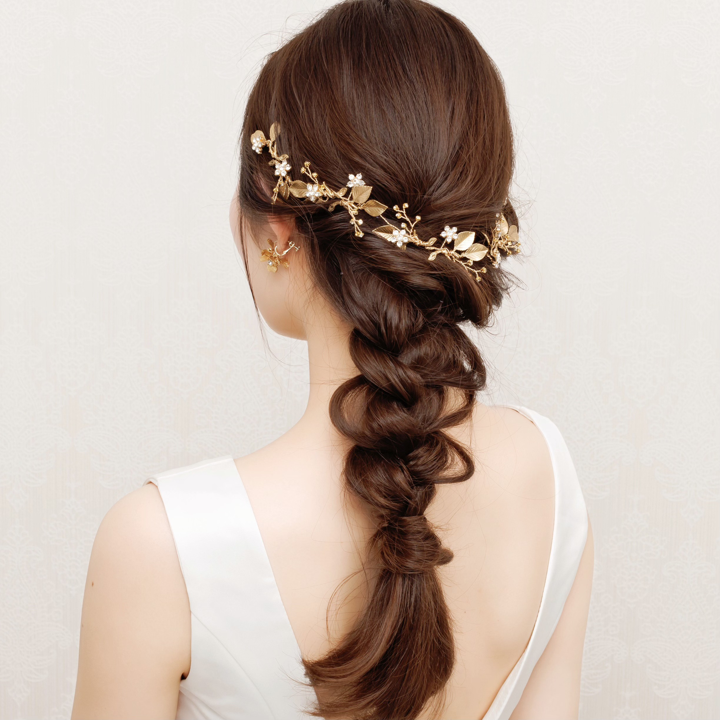 MA136 ウェディング ヘッドドレス　カチューシャ ブライダル ヘアアクセサリー 結婚式 前撮り 卒業式